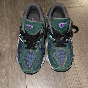 New Balance 9060 'Nightwatch Purple
Sneakers